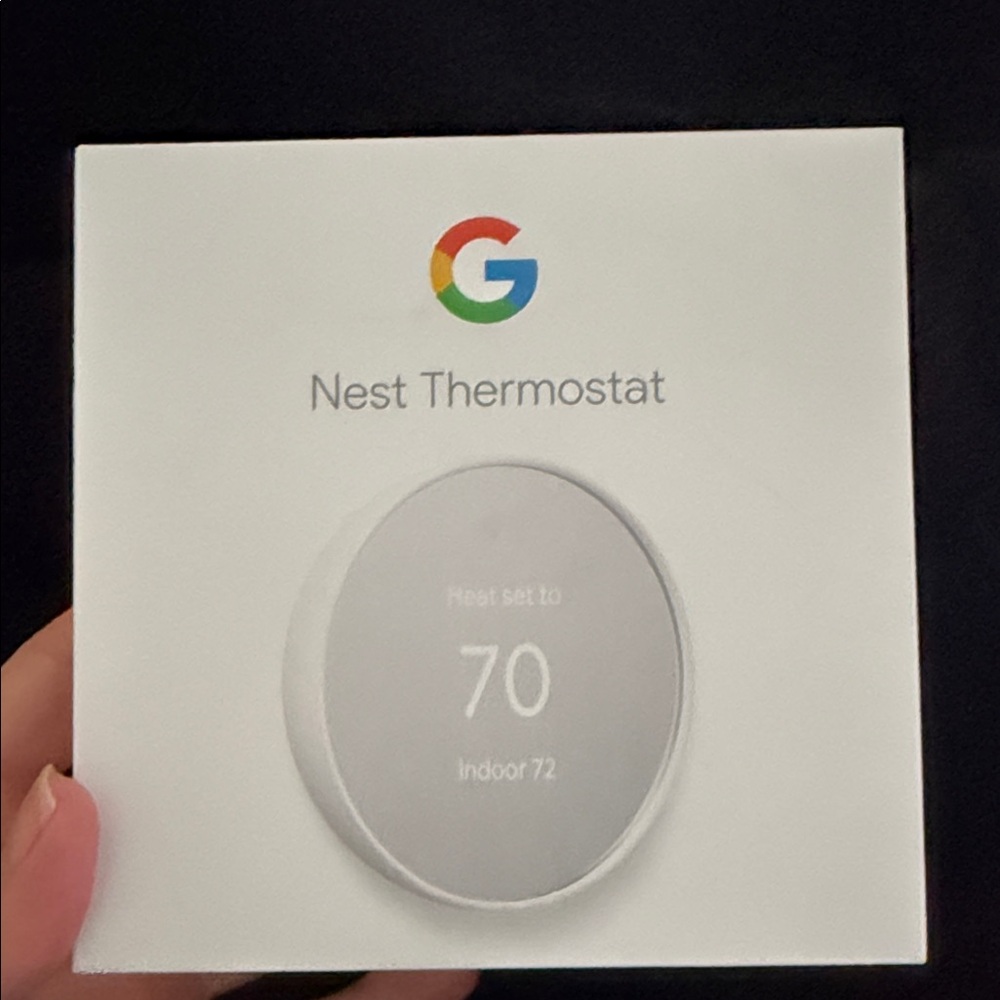 Google Nest Thermostat in Light Gray